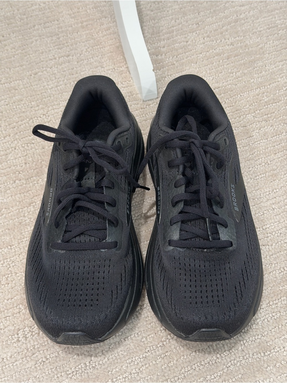 Brooks Men's Black Athletic Running Shoes